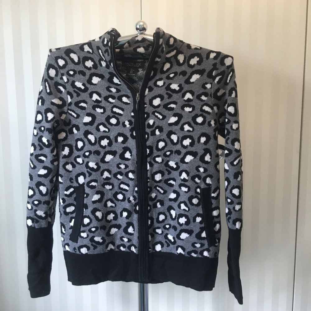 Rachel Zoe gray with black and white animal print Size S